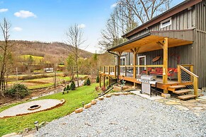 'the Nuthouse on Squirrel Creek': Ski & Hike!