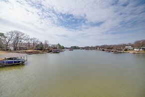 Dock & Lake Access: Gem on Cedar Creek Reservoir