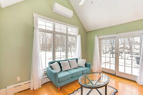 16 Mi to Boston: Home w/ Deck in Weymouth