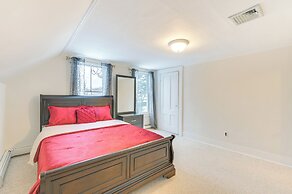 16 Mi to Boston: Home w/ Deck in Weymouth