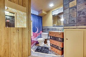 5 Mi to Castlewood Canyon: Forest-view Sanctuary!