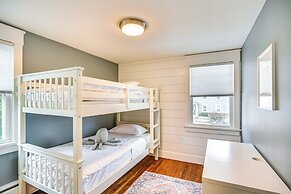 Walk to Beach: Jamestown Home w/ Bridge Views!