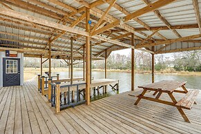 Dock, Decks & Views: Lakefront Cottage