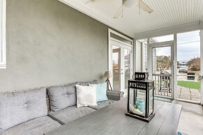 Walk to Beach: Cottage w/ Yard in Kure Beach!