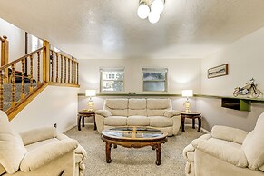 Fenced Yard, Patio: Family-friendly Pocatello Home