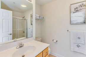 Dog-friendly Condo w/ Resort Perks in Calabash!