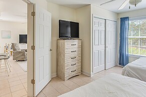 Dog-friendly Condo w/ Resort Perks in Calabash!