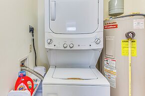 Dog-friendly Condo w/ Resort Perks in Calabash!