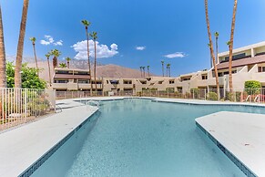 Mtn-view Condo w/ Pool Access in Palm Springs!