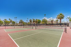 Mtn-view Condo w/ Pool Access in Palm Springs!