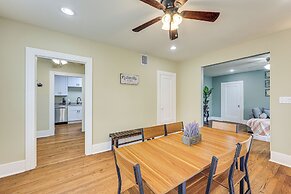 1 Mi to San Antonio Zoo: Olmos Park Apt!