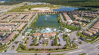 Gorgeous 5Bd w Private Pool Windsor Westside 8893