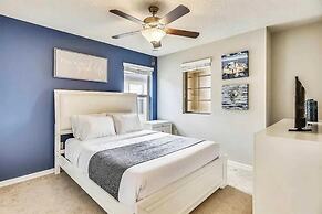 Gorgeous 5Bd w Private Pool Windsor Westside 8893