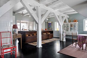 The Apartment Upstairs Canal Penthouse in Copenhagen