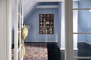 The Apartment Upstairs Canal Penthouse in Copenhagen