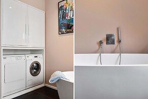 The Apartment Upstairs Canal Penthouse in Copenhagen