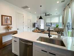 Modern Home Near the University of Texas