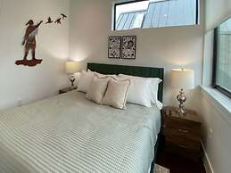 Modern Home Near the University of Texas