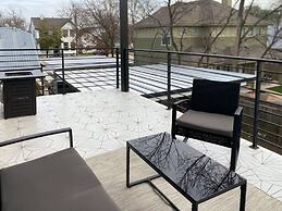 Modern Home Near the University of Texas