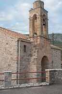 Authenticity of Living in Mani for Nature Lovers