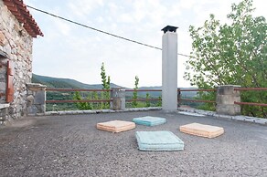 Authenticity of Living in Mani for Nature Lovers