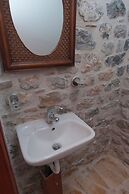 Authenticity of Living in Mani for Nature Lovers