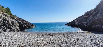 Authenticity of Living in Mani for Nature Lovers