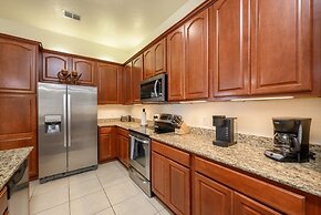 Pool View Penthouse 3 Bedroom Condo