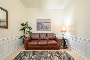 Pool View Penthouse 3 Bedroom Condo