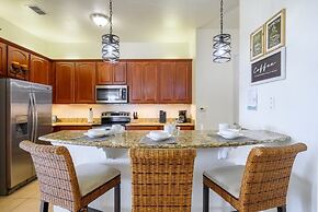 Pool View Penthouse 3 Bedroom Condo