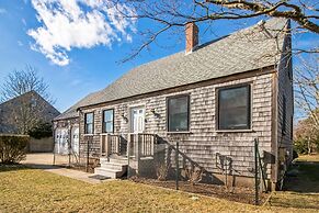 Charming 3br Home In Nantucket's Natural Beauty 3 Bedroom Home