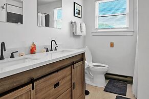 Charming 3br Home In Nantucket's Natural Beauty 3 Bedroom Home