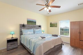 A Sassy Seagull 3 Bedroom Home