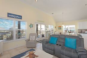 A Sassy Seagull 3 Bedroom Home