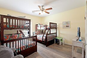 A Sassy Seagull 3 Bedroom Home