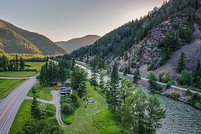 Blackfoot River House 2 Bedroom Home