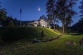 Blackfoot River House 2 Bedroom Home