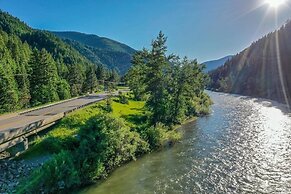 Blackfoot River House 2 Bedroom Home