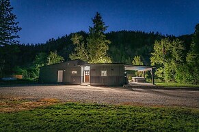Blackfoot River House 2 Bedroom Home