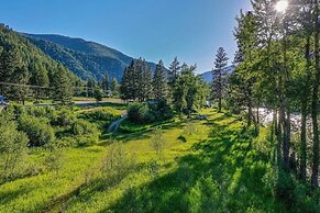 Blackfoot River House 2 Bedroom Home