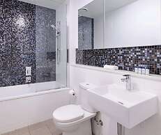 Oaks Melbourne Flemington Suites