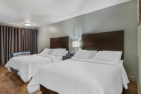 HOTEL FUZION INN & SUITES