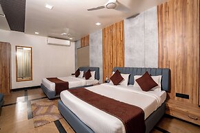Hotel Sawamani and Restaurant