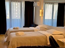D2 Orbi City Apartments