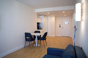D2 Orbi City Apartments
