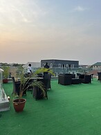 KOZY APARTMENT & LOUNGE