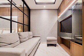 Modern Sophisticated 1Br At The Smith Alam Sutera Apartment