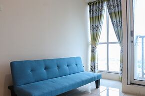 Functional 2Br At Tifolia Apartment