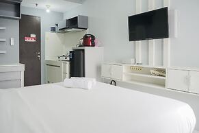 Brand New And Super Cozy Studio Room At Sky View Apartment