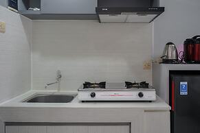 Brand New And Super Cozy Studio Room At Sky View Apartment